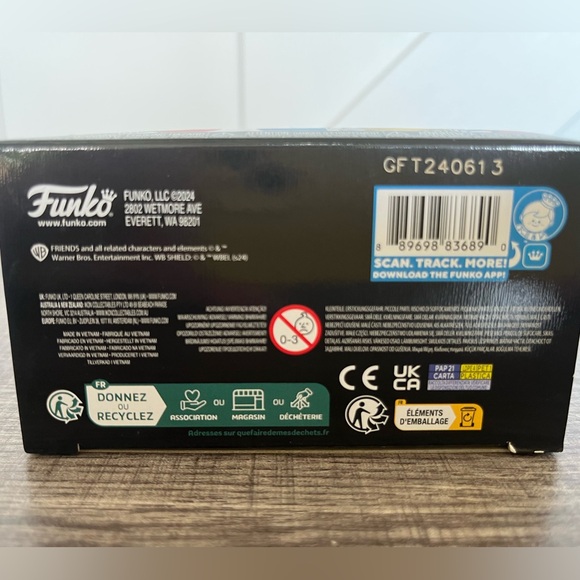 BRAND NEW Friends Central Perk Funko Bitty Pop Town - Picture 3 of 4